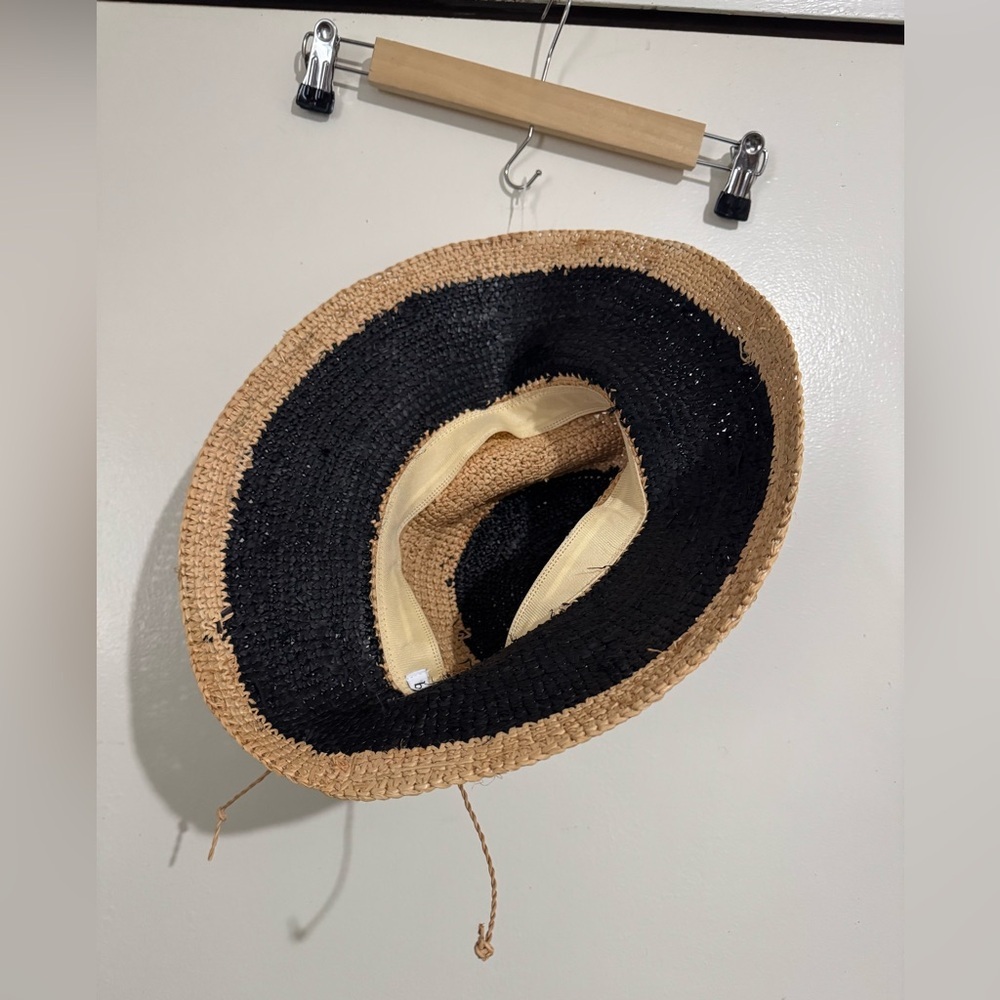 Brave + True Black and Tan 100% Raffia grass hat - Picture 4 of 6